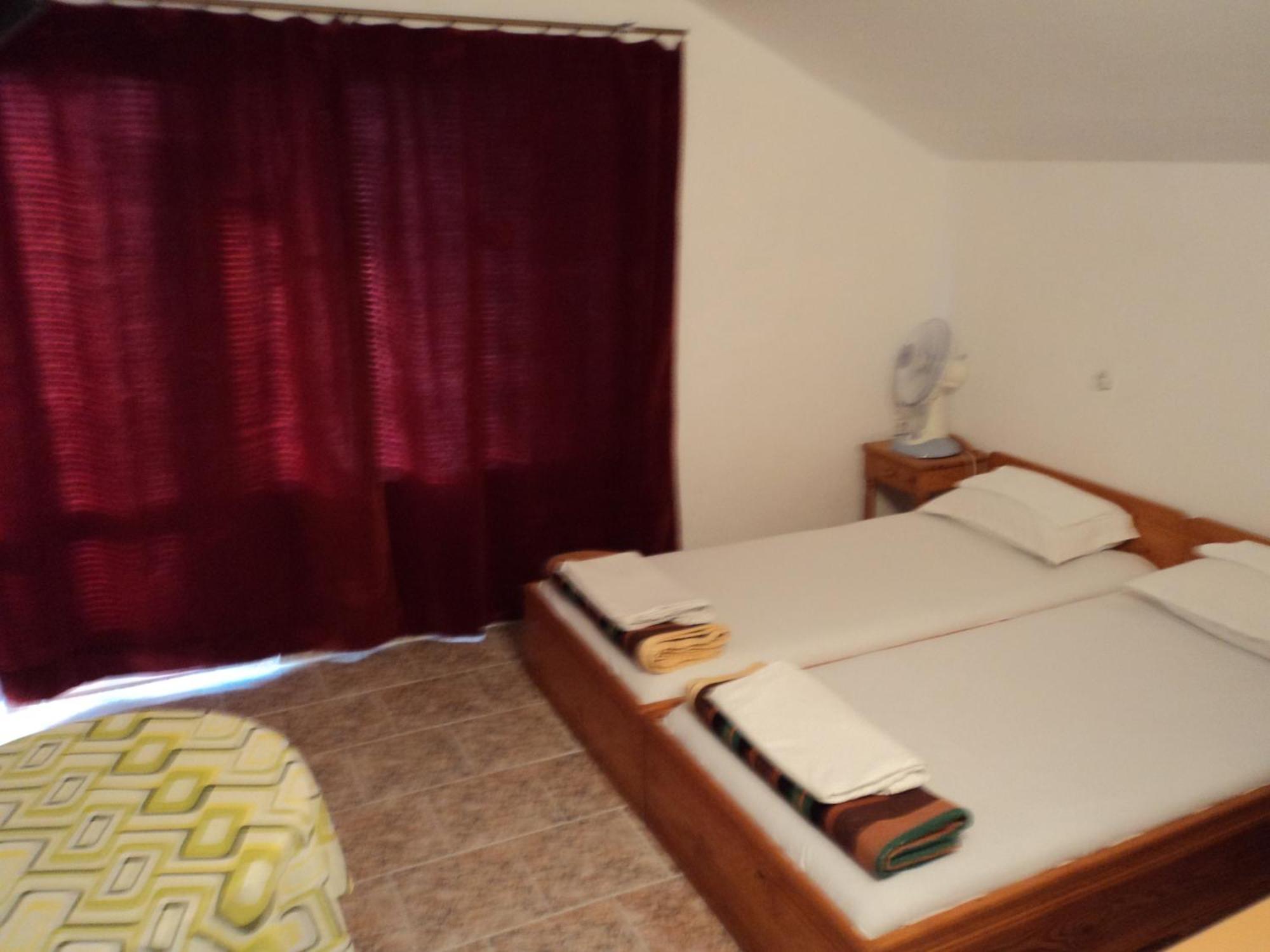 Guest House Drazhev ออบซอร์ ภายนอก รูปภาพ