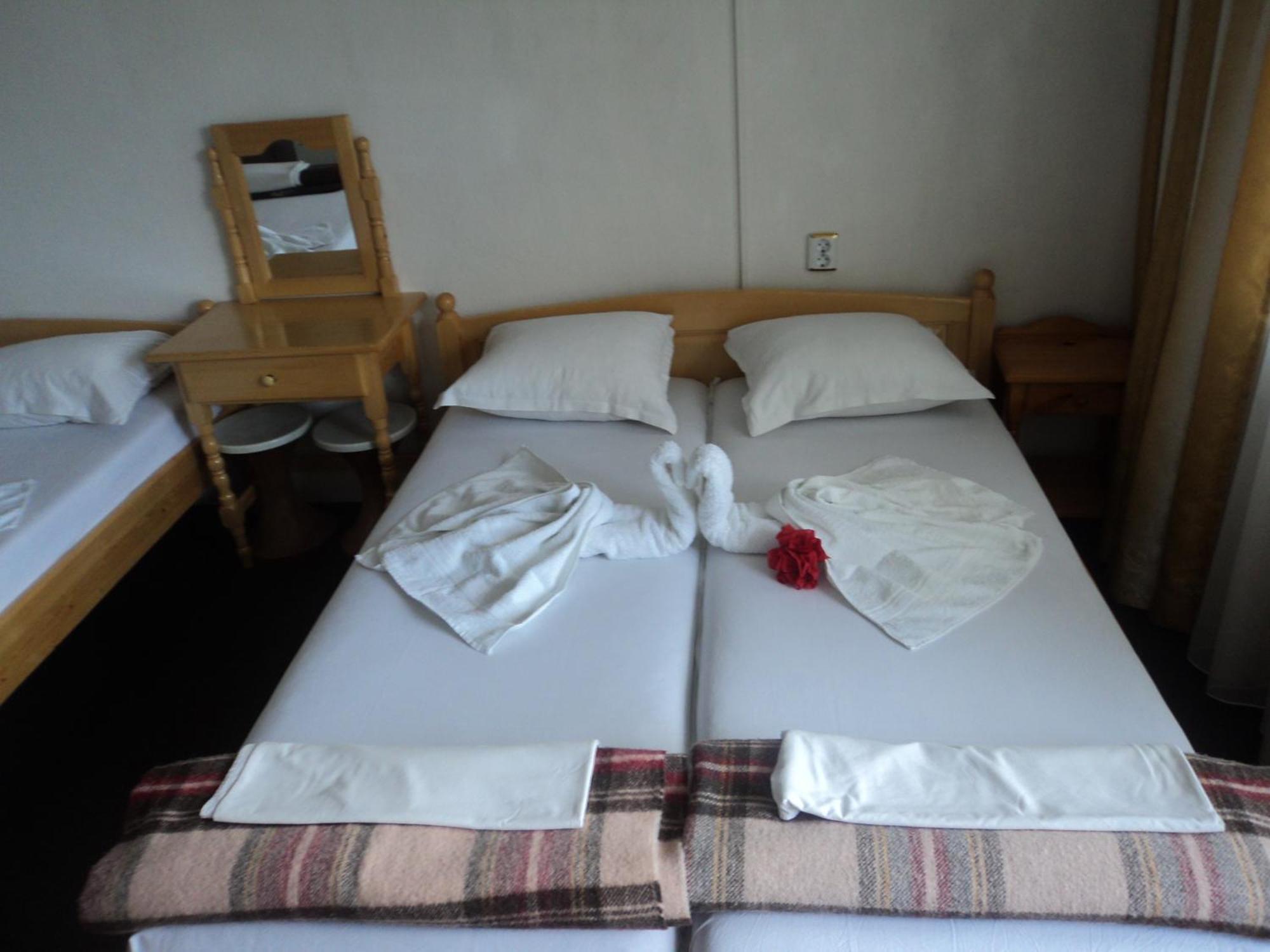 Guest House Drazhev ออบซอร์ ภายนอก รูปภาพ