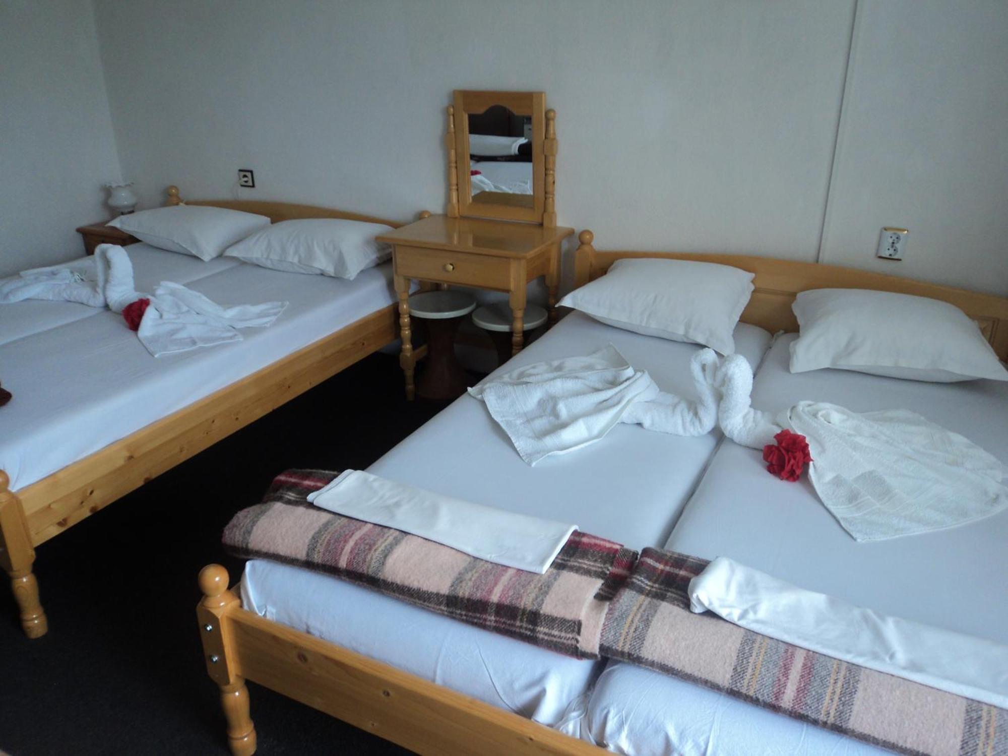 Guest House Drazhev ออบซอร์ ภายนอก รูปภาพ